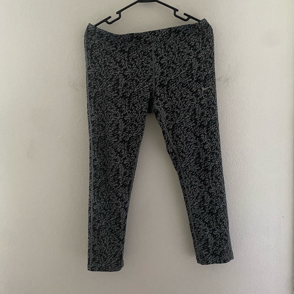 Nike Crop Leggings